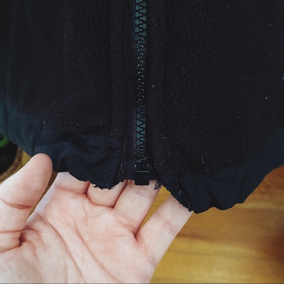 Men’s North Face Jacket - Picture 4 of 10